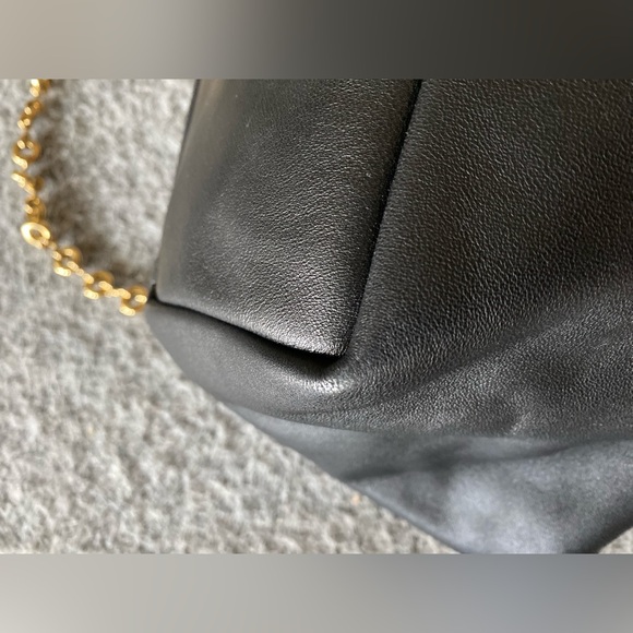 LOEWE Squeeze Small Bag in Mellow Nappa Black - Picture 12 of 16